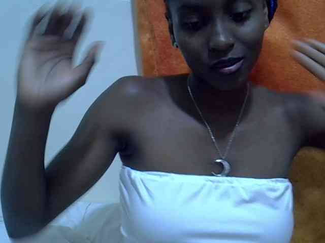 Sexythiny webcam