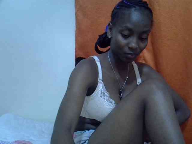 Sexythiny webcam