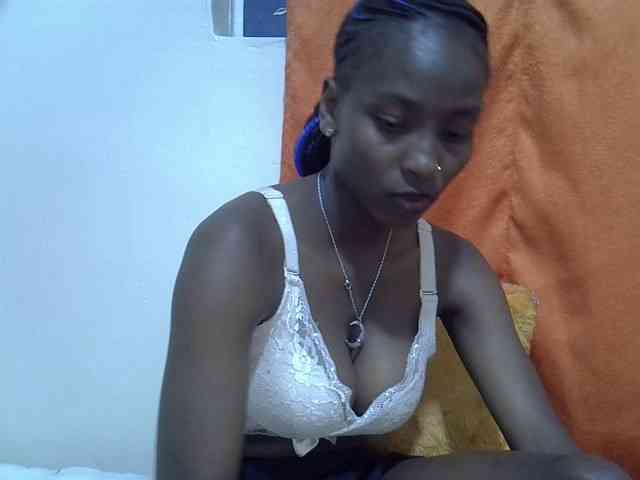 Sexythiny webcam