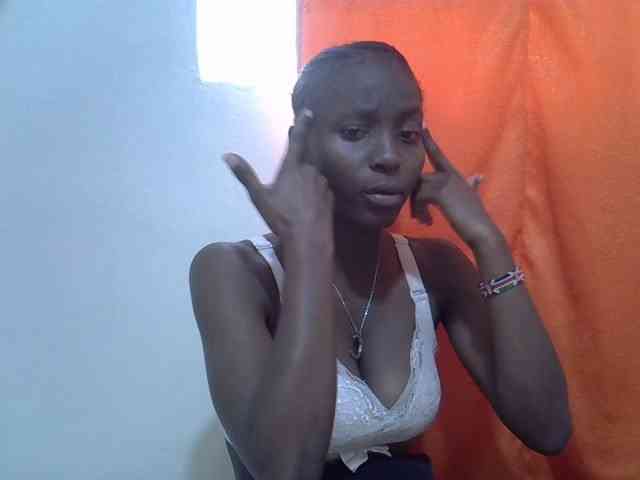 Sexythiny webcam