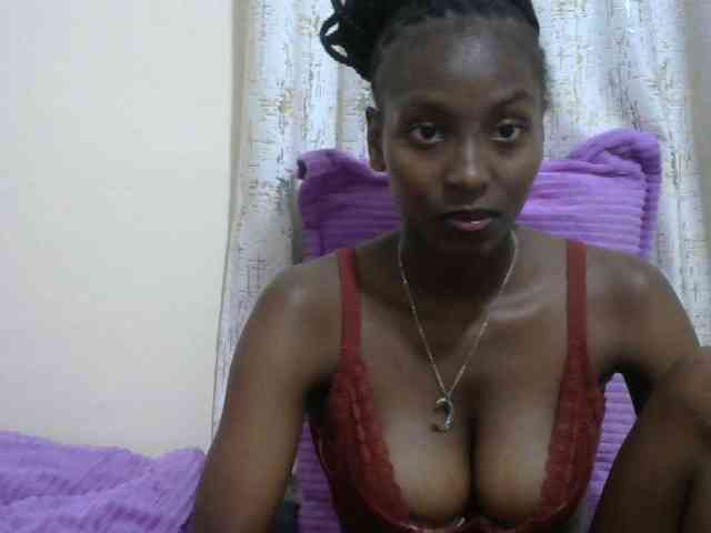 Sexythiny webcam