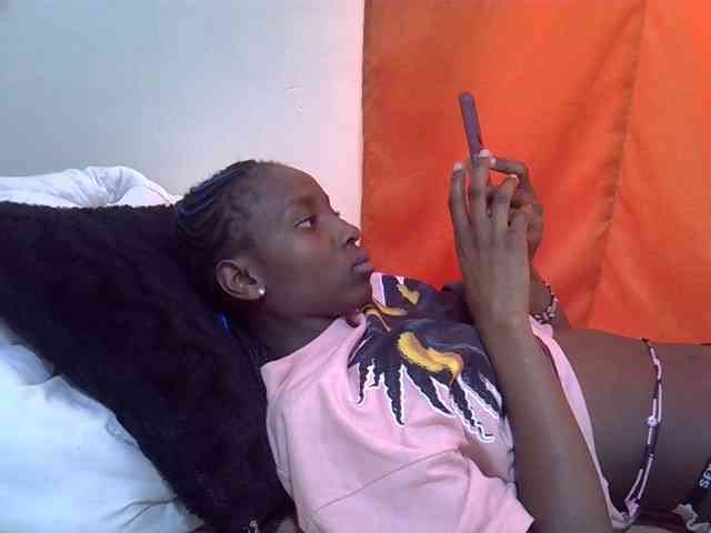 Sexythiny webcam