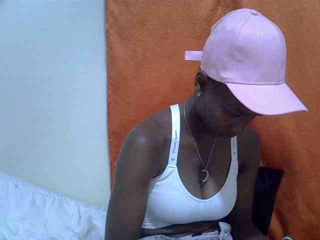 Sexythiny webcam