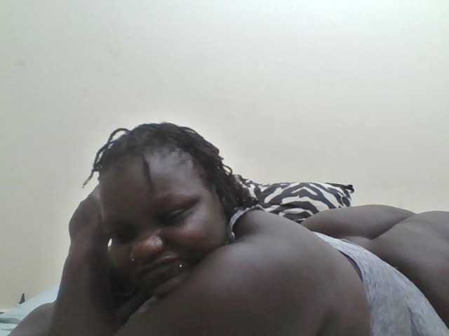 Bigdarkass webcam bongacams model stream image