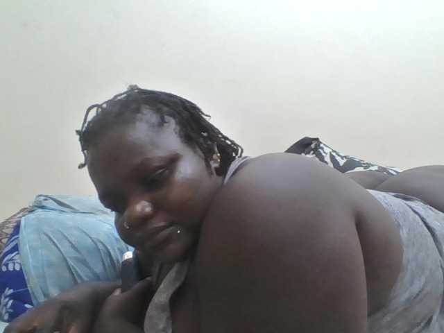 Bigdarkass's BongaCams show and profile