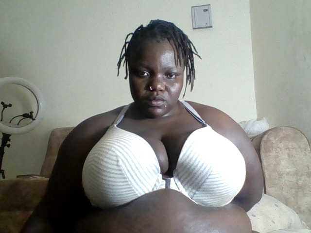 Bigdarkass's BongaCams show and profile