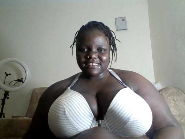 Bigdarkass's BongaCams show and profile