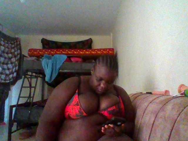 Bigdarkass's BongaCams show and profile