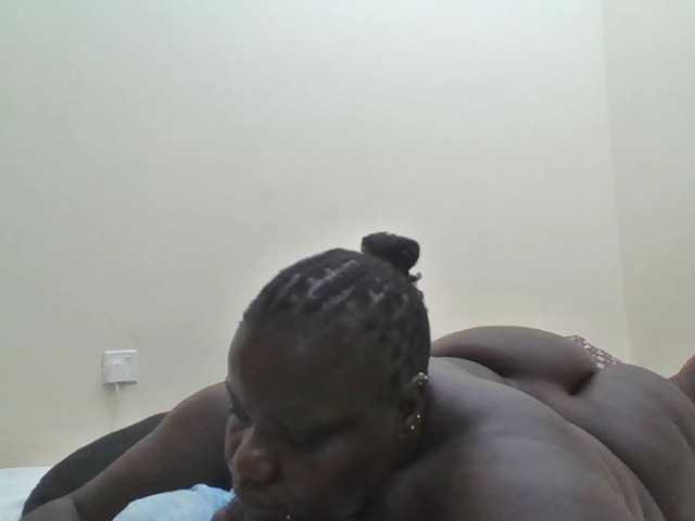 Bigdarkass's BongaCams show and profile