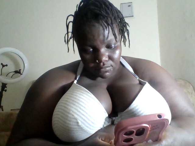 Bigdarkass's BongaCams show and profile