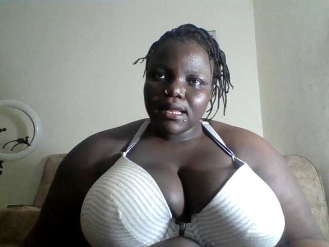 Bigdarkass's BongaCams show and profile