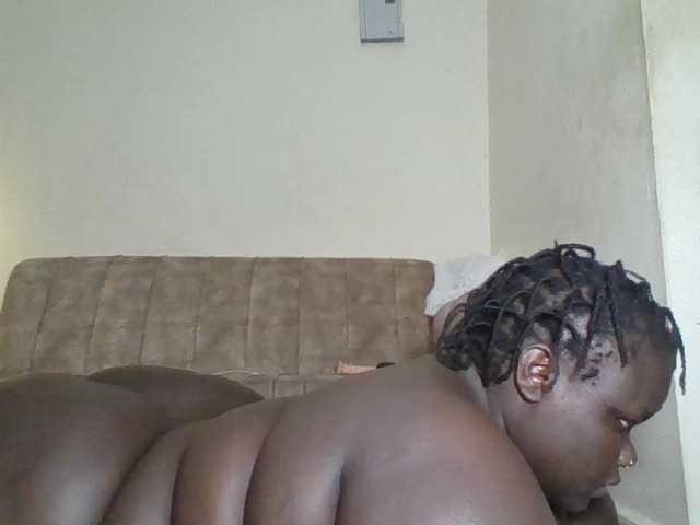 Bigdarkass's BongaCams show and profile