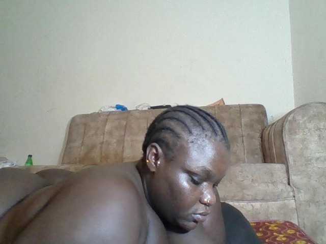 Bigdarkass's BongaCams show and profile