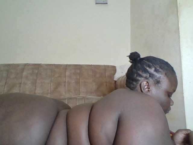 Bigdarkass's BongaCams show and profile