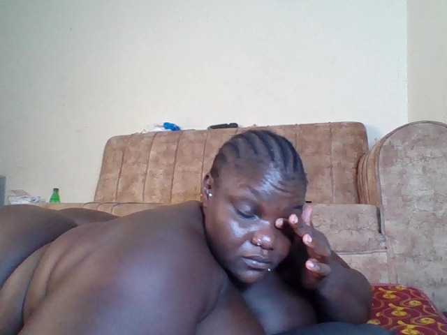 Bigdarkass's BongaCams show and profile