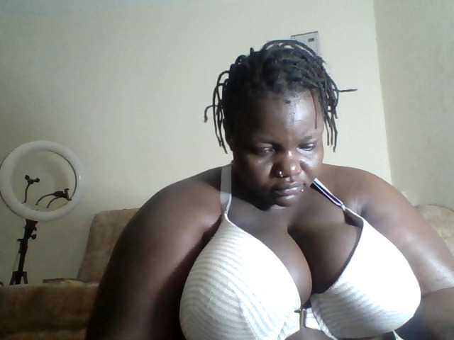 Bigdarkass's BongaCams show and profile