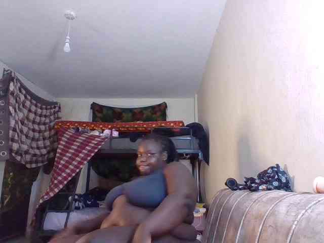 Bigdarkass webcam