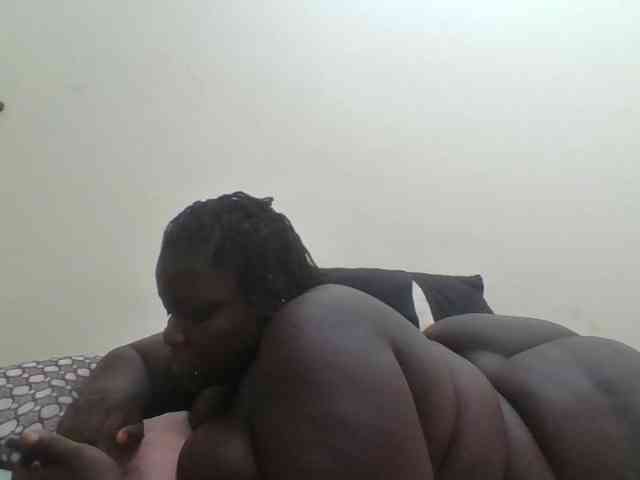 Bigdarkass webcam