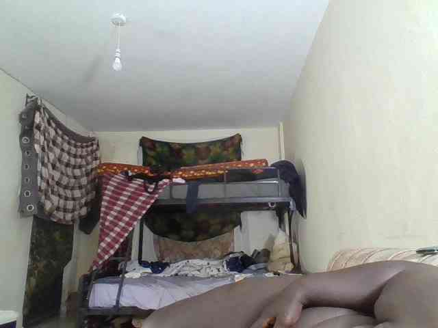 Bigdarkass Live Webcam on BongaCams