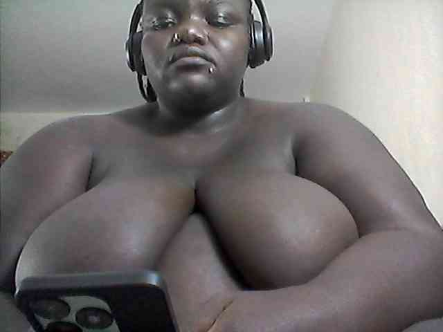 Bigdarkass webcam