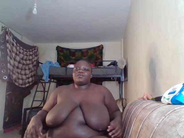 Bigdarkass webcam