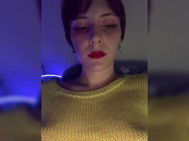 Sweet Bunnyforcesolo wants you to fuck her body now Bunnyforcesolo from BongaCams