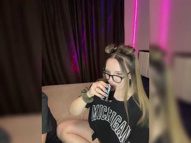 Couple-sex's BongaCams show and profile