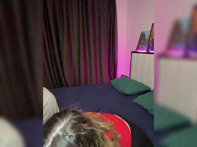 Cris_Mi webcam