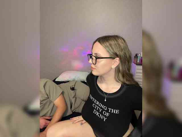 Cris_Mi webcam