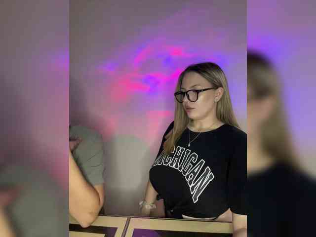 Cris_Mi webcam
