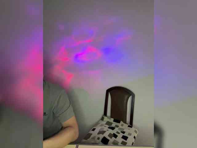 Cris_Mi webcam