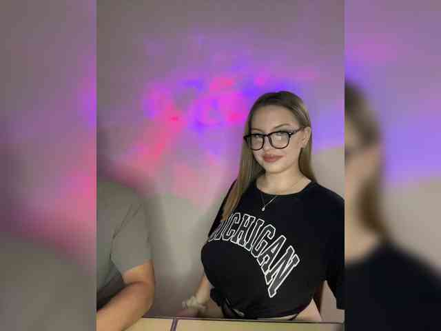 Cris_Mi webcam