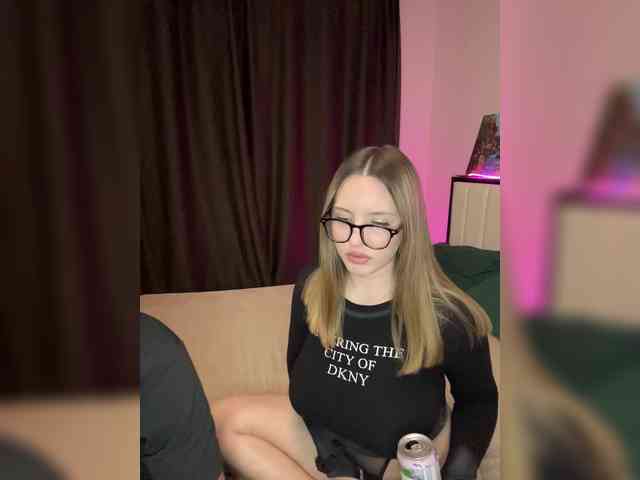 Cris_Mi webcam