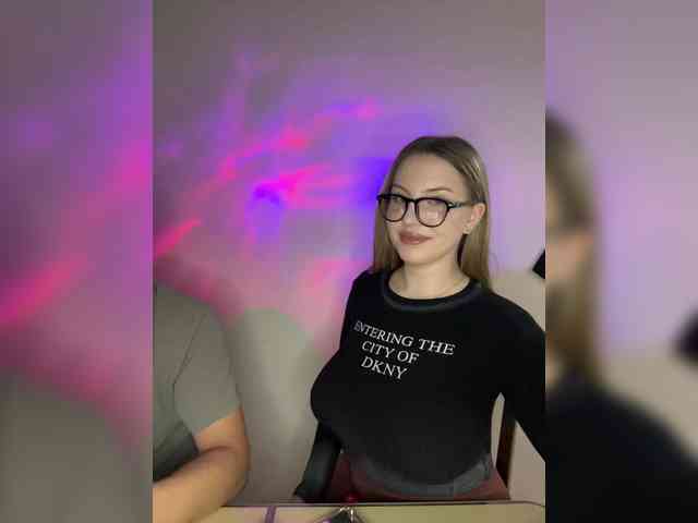 Cris_Mi webcam
