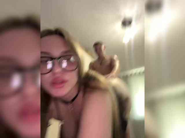 Cris_Mi webcam
