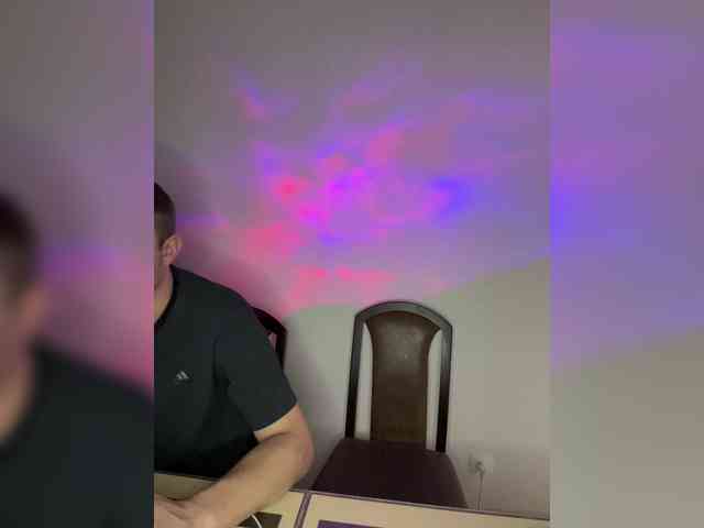 Cris_Mi webcam