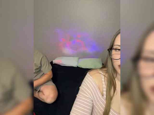 Cris_Mi webcam