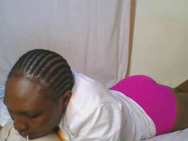 hot-masha Live Webcam on BongaCams