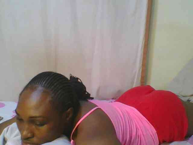 hot-masha Live Webcam on BongaCams