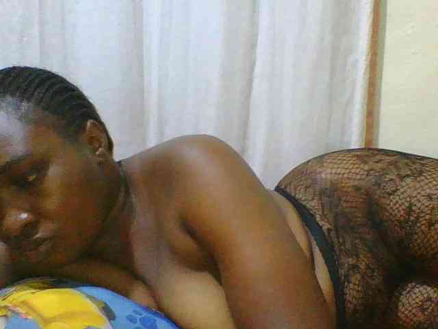 hot-masha Live Webcam on BongaCams