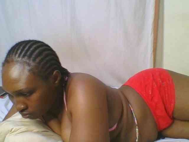 hot-masha Live Webcam on BongaCams