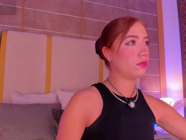 abigailcarter's BongaCams show and profile