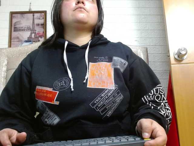 KataleyaStiward webcam bongacams model stream image