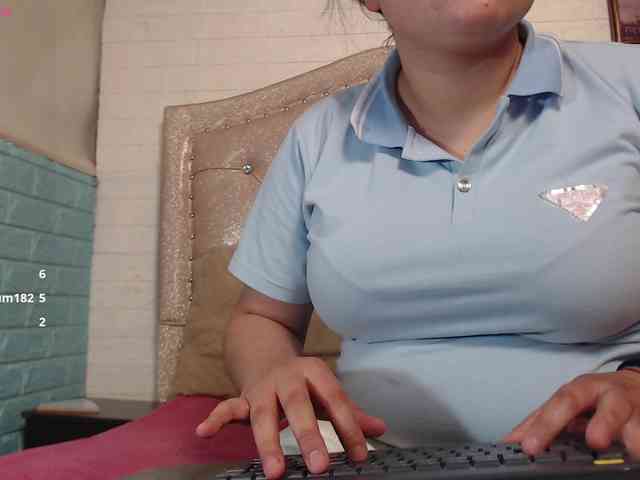 KataleyaStiward webcam