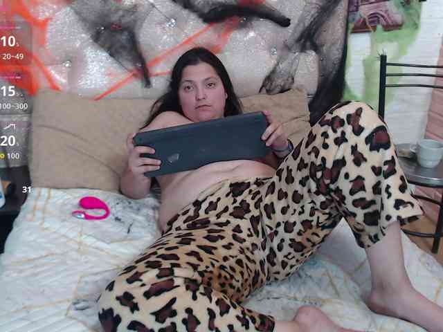 KataleyaStiward webcam