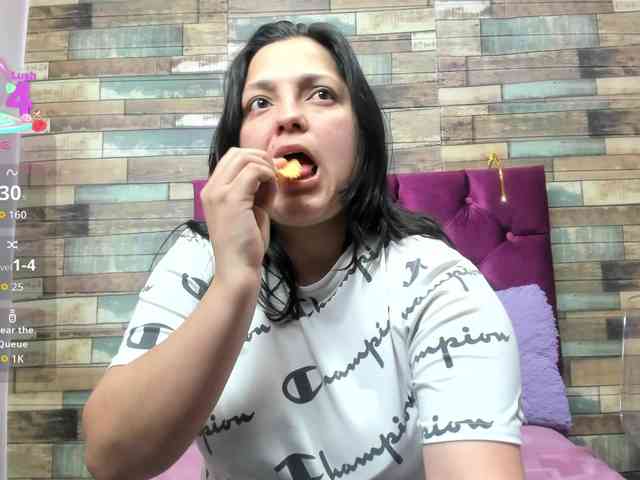 KataleyaStiward webcam