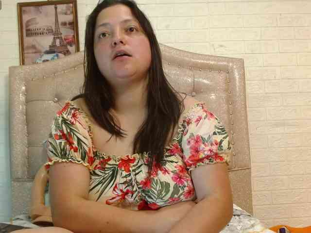 KataleyaStiward webcam