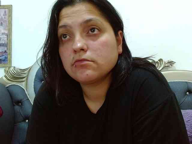 KataleyaStiward Live Webcam on BongaCams