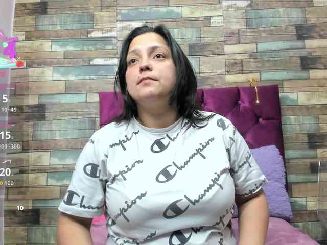 KataleyaStiward webcam