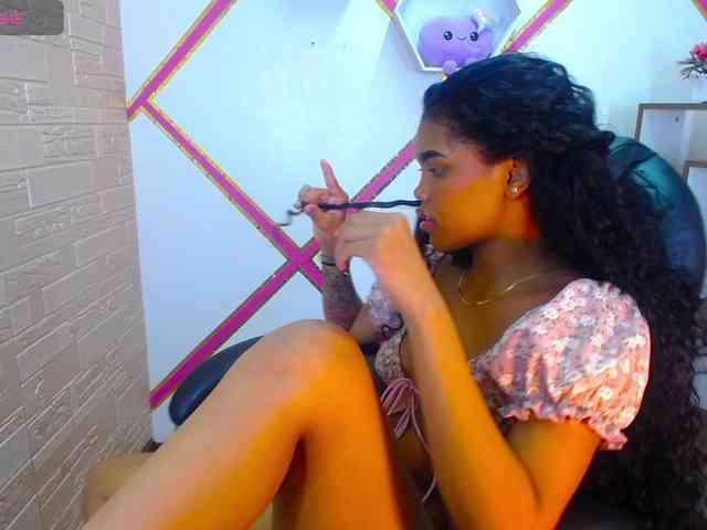 MelodyStan webcam